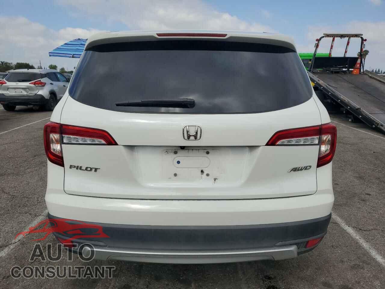 HONDA PILOT 2021 - 5FNYF6H50MB036573