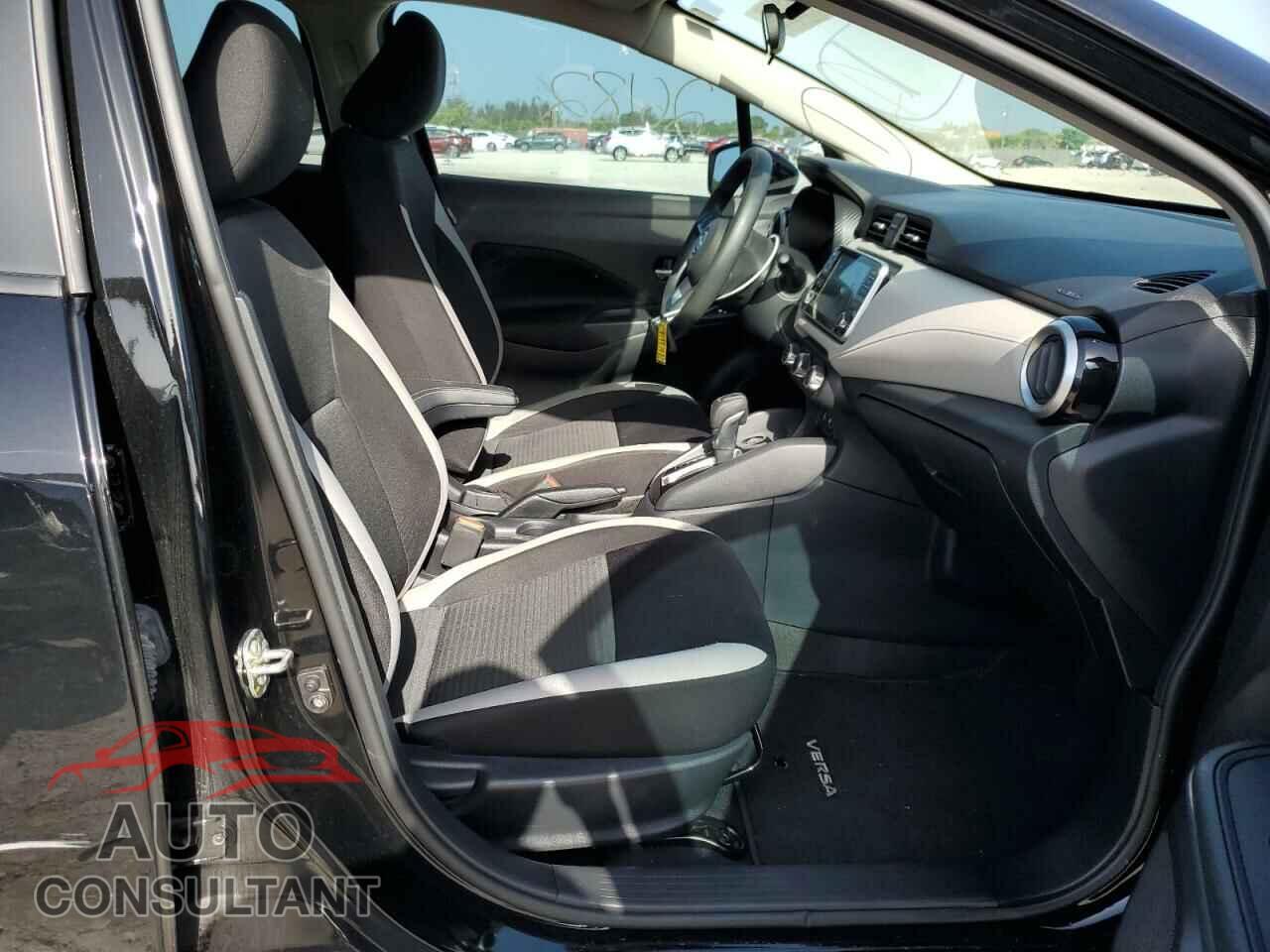 NISSAN VERSA 2021 - 3N1CN8EV1ML880977