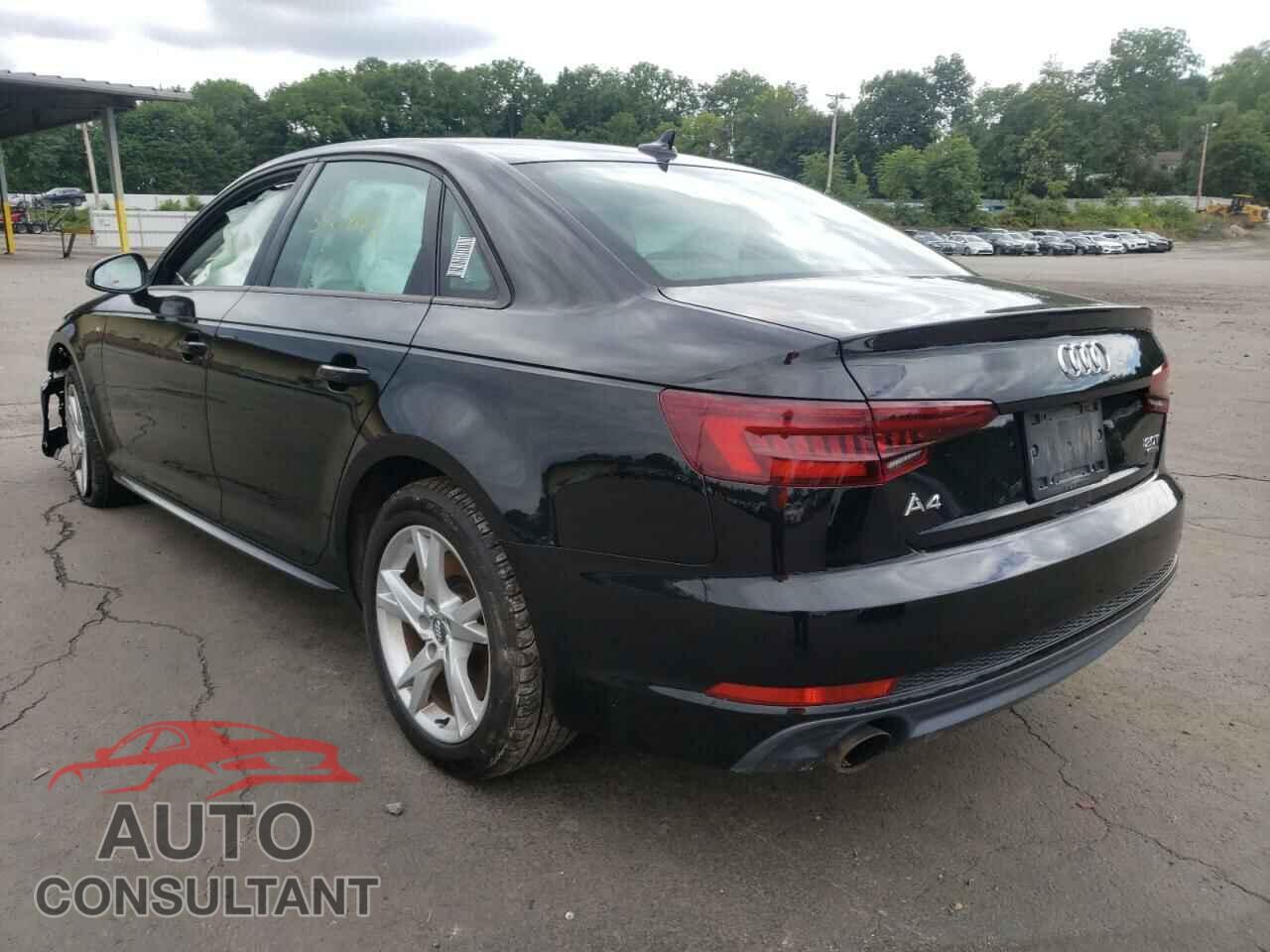 AUDI A4 2018 - WAUDNAF49JA070382