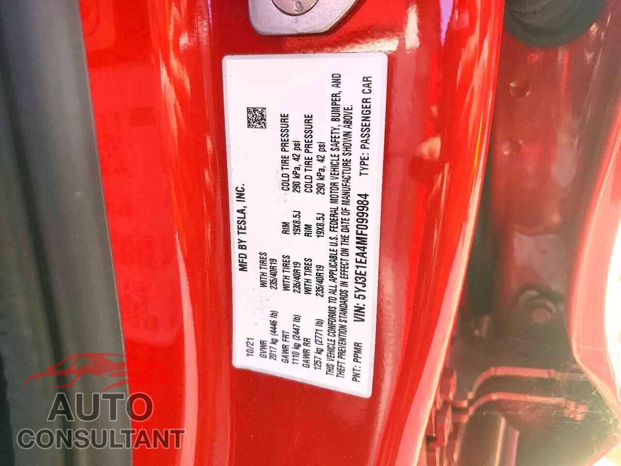 TESLA MODEL 3 2021 - 5YJ3E1EA4MF099984