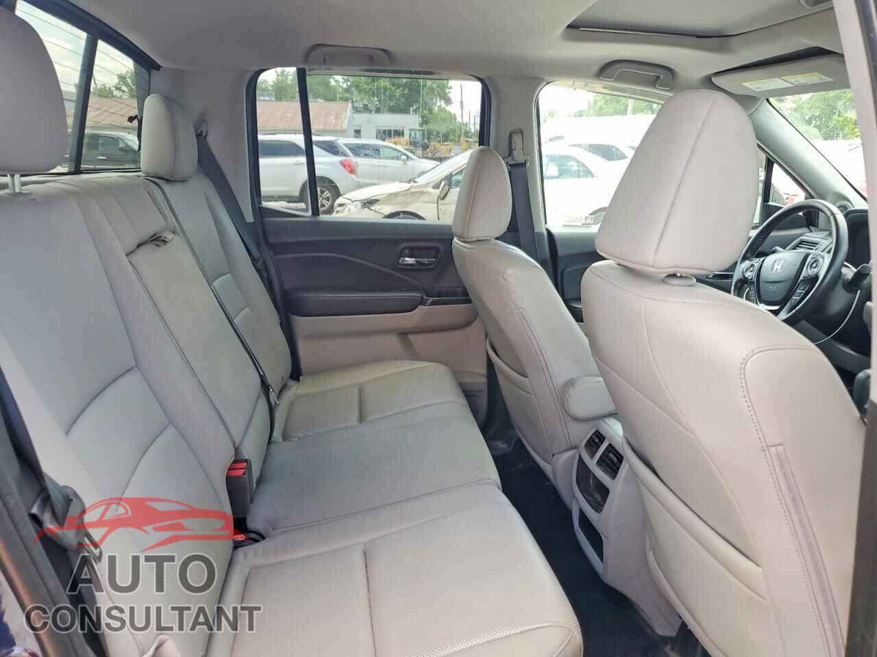 HONDA RIDGELINE 2019 - 5FPYK3F79KB026756