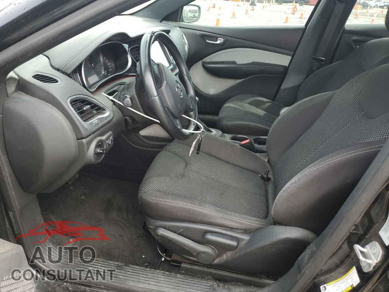 DODGE DART 2015 - 1C3CDFBB7FD201130