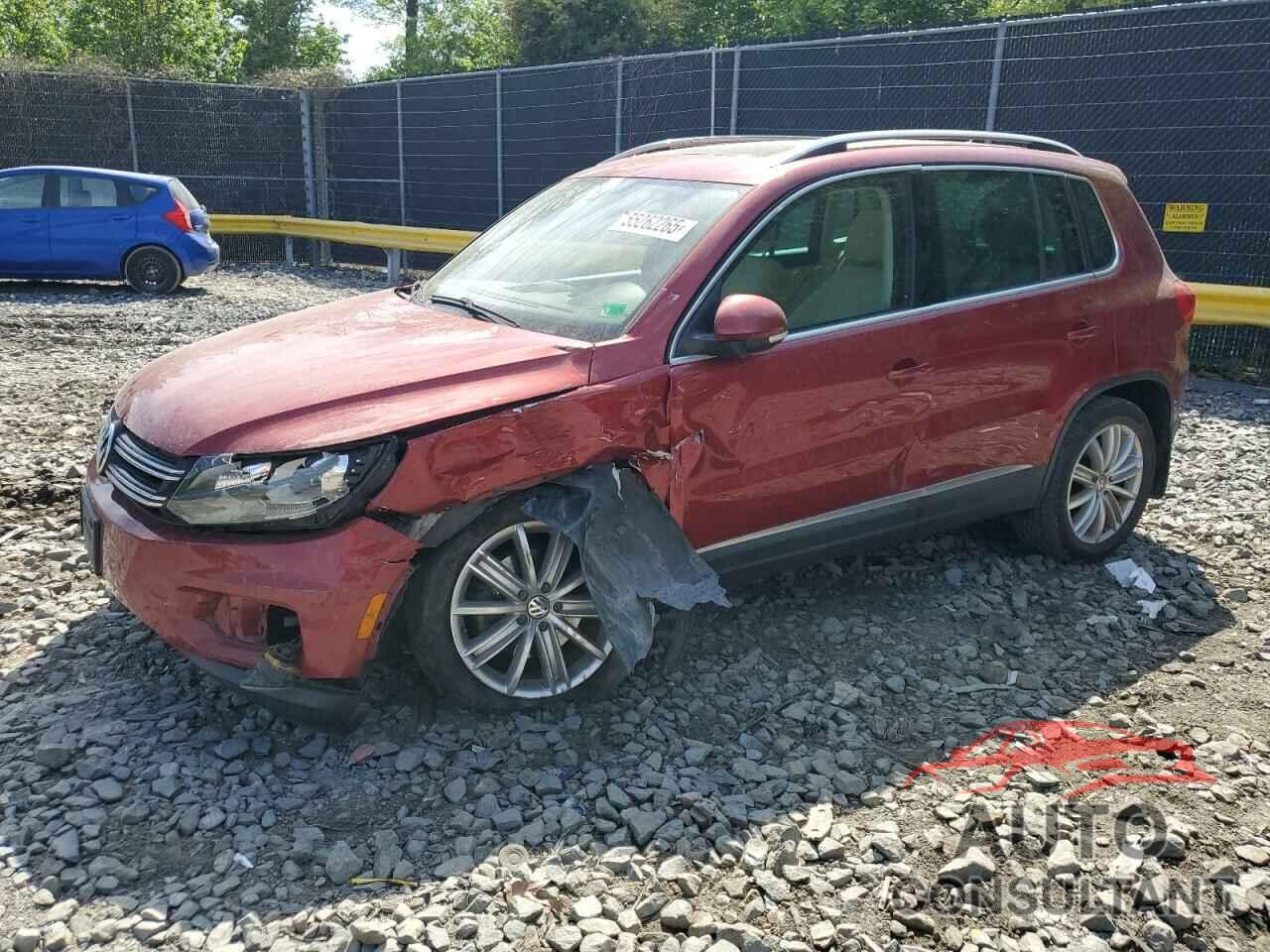 VOLKSWAGEN TIGUAN 2016 - WVGBV7AXXGW055296