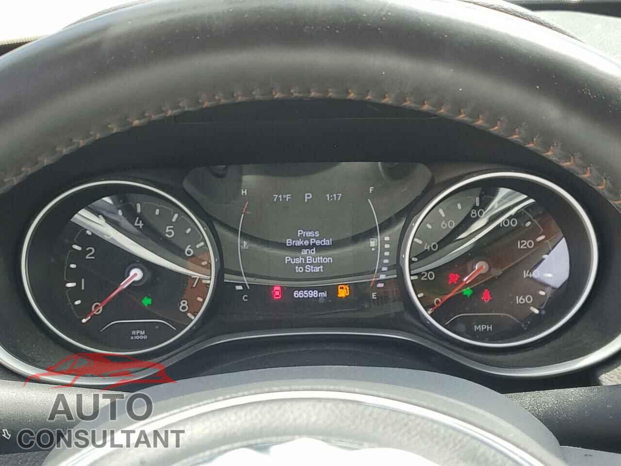JEEP COMPASS 2018 - 3C4NJDBB0JT254496