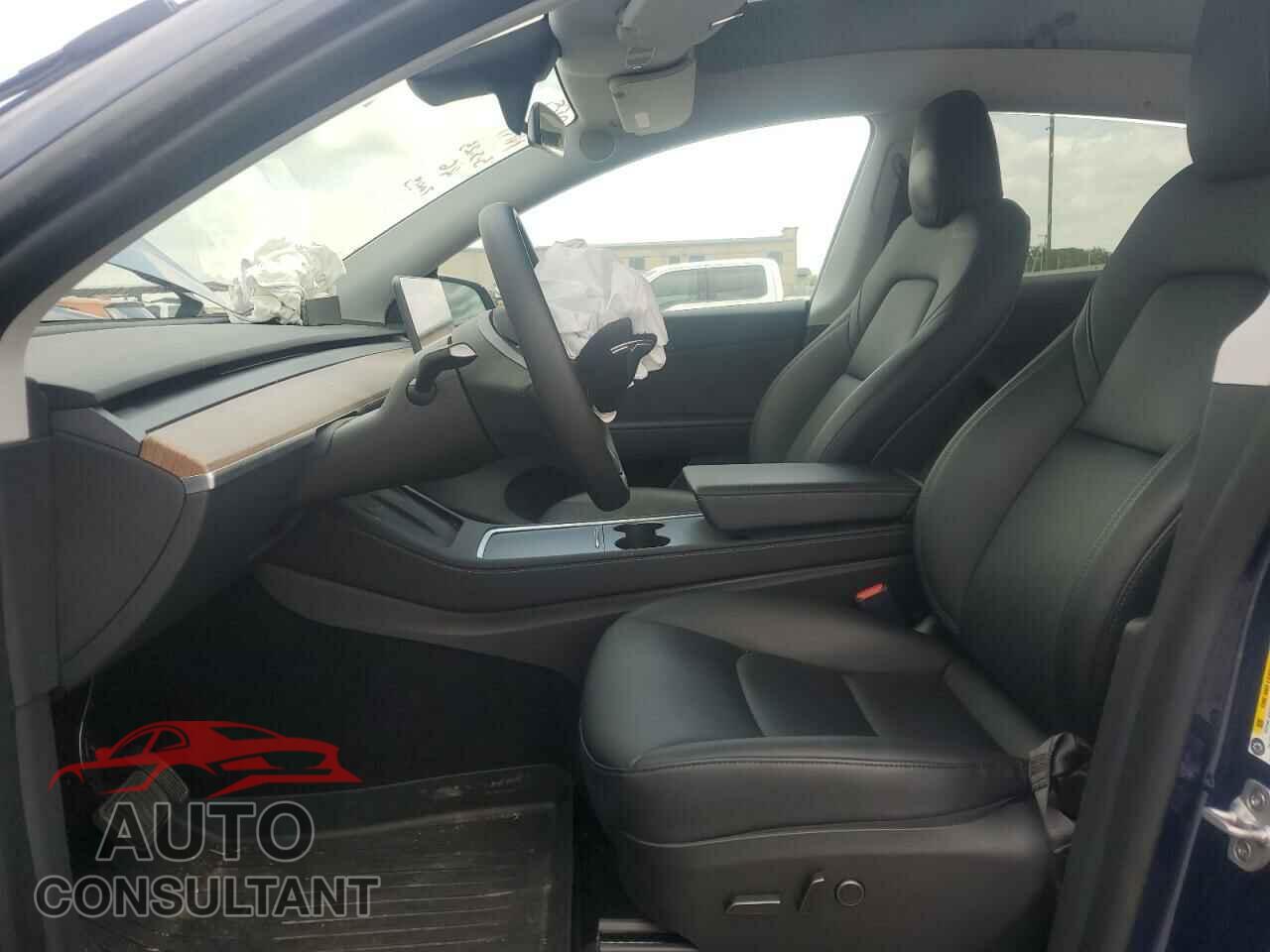 TESLA MODEL Y 2023 - 7SAYGDEE2PA097045