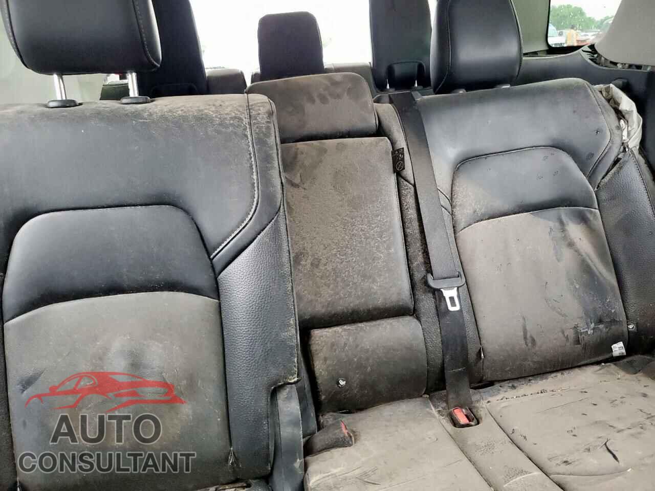 NISSAN PATHFINDER 2023 - 5N1DR3CA8PC211318
