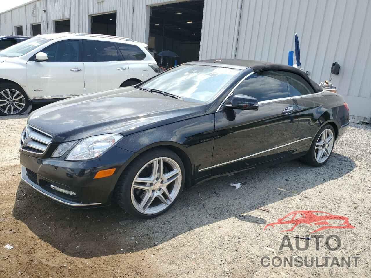MERCEDES-BENZ E-CLASS 2013 - WDDKK5KF1DF201352