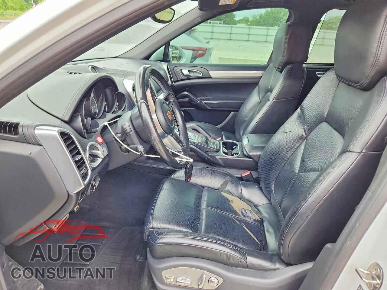 PORSCHE CAYENNE 2015 - WP1AE2A24FLA50214