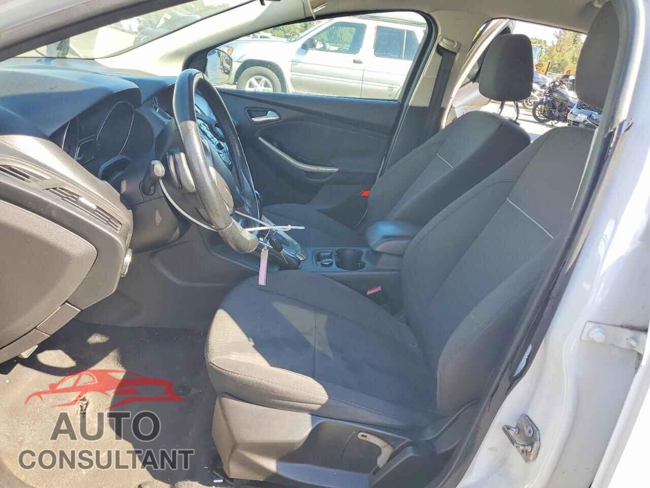 FORD FOCUS 2012 - 1FAHP3M29CL325332