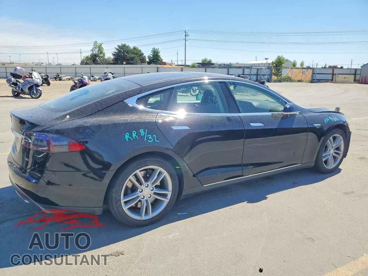 TESLA MODEL S 2014 - 5YJSA1H12EFP35855