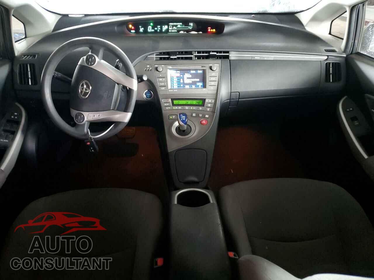 TOYOTA PRIUS 2015 - JTDKN3DU2F1925407