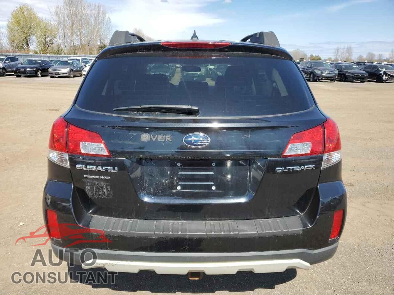 SUBARU OUTBACK 2013 - 4S4BRGLC8D3234576