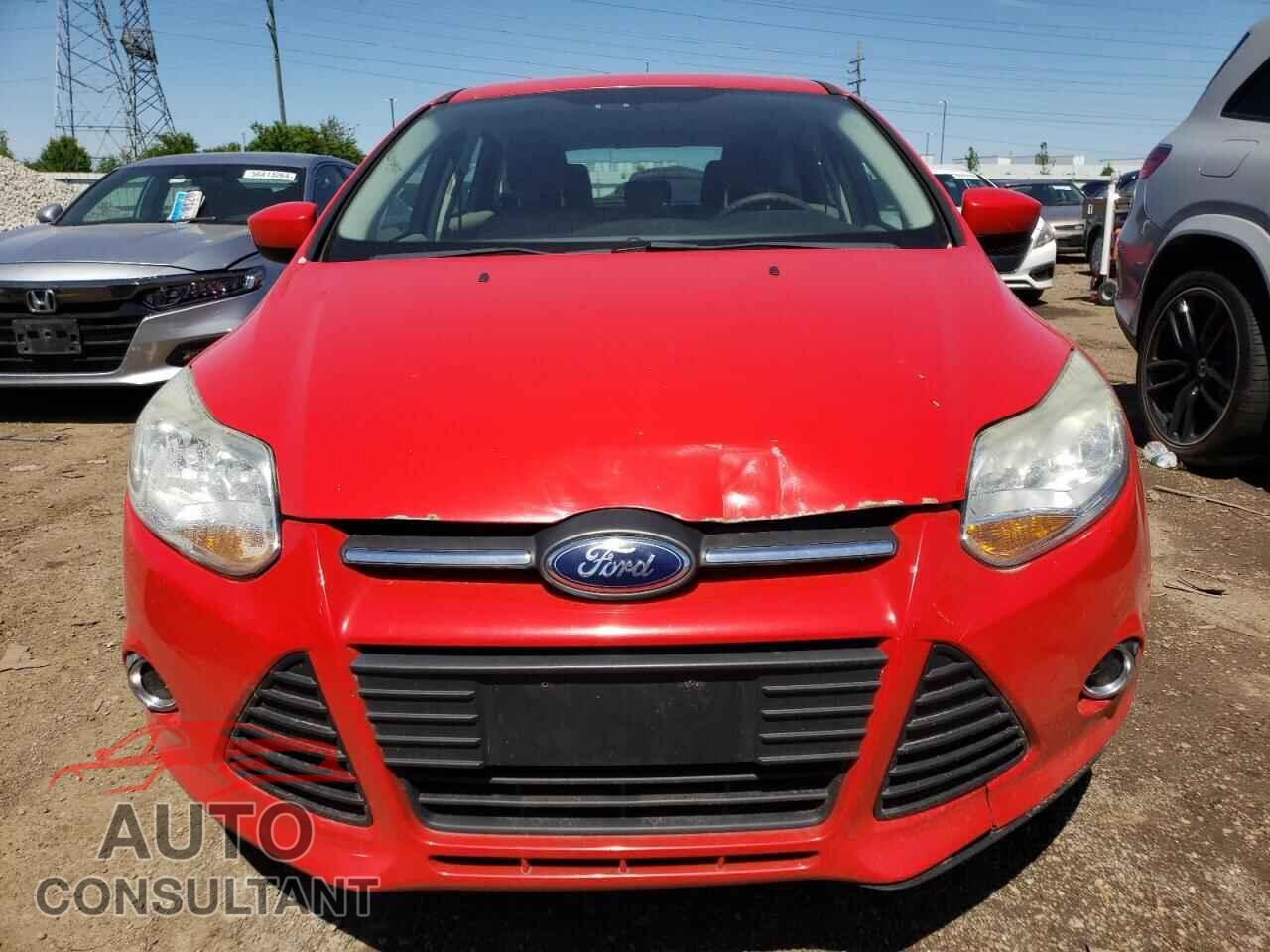 FORD FOCUS 2012 - 1FAHP3K26CL361014