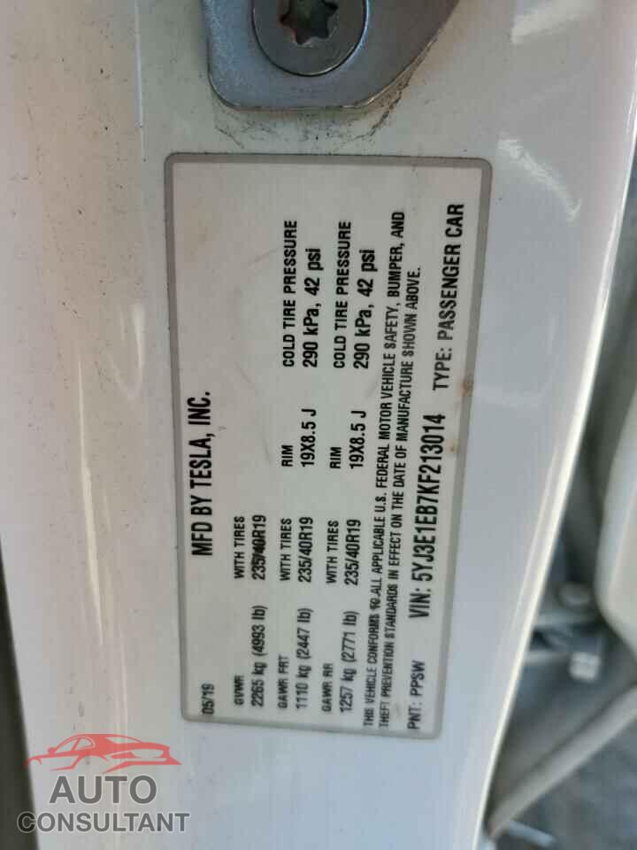 TESLA MODEL 3 2019 - 5YJ3E1EB7KF213014