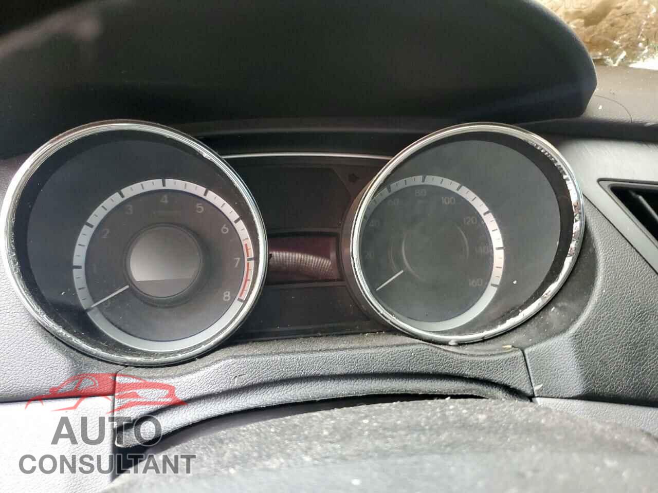 HYUNDAI SONATA 2011 - 5NPEB4AC7BH008828