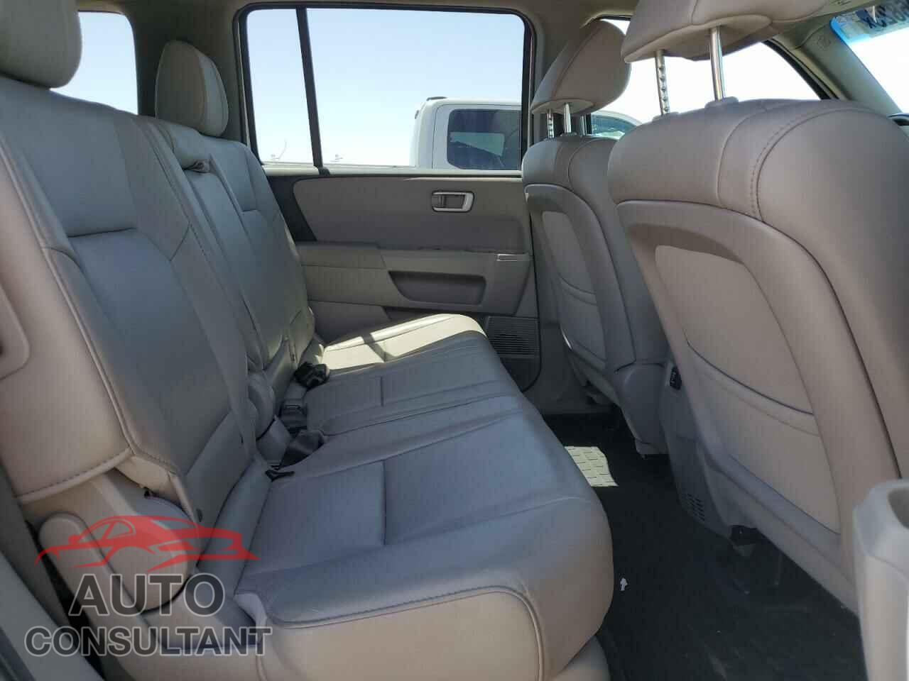 HONDA PILOT 2012 - 5FNYF4H56CB077227