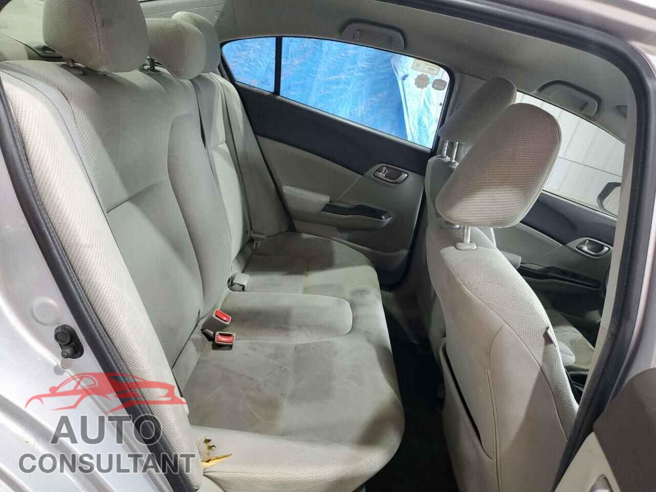 HONDA CIVIC 2012 - 2HGFB2F55CH584979
