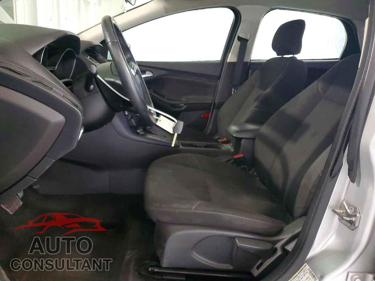 FORD FOCUS 2018 - 1FADP3F20JL214628