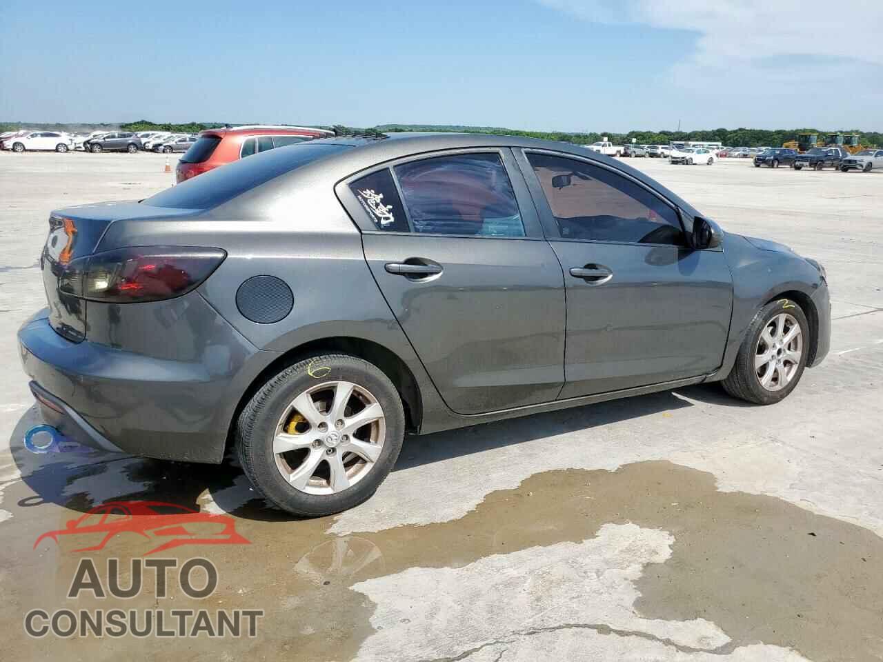 MAZDA 3 2011 - JM1BL1VG2B1367488