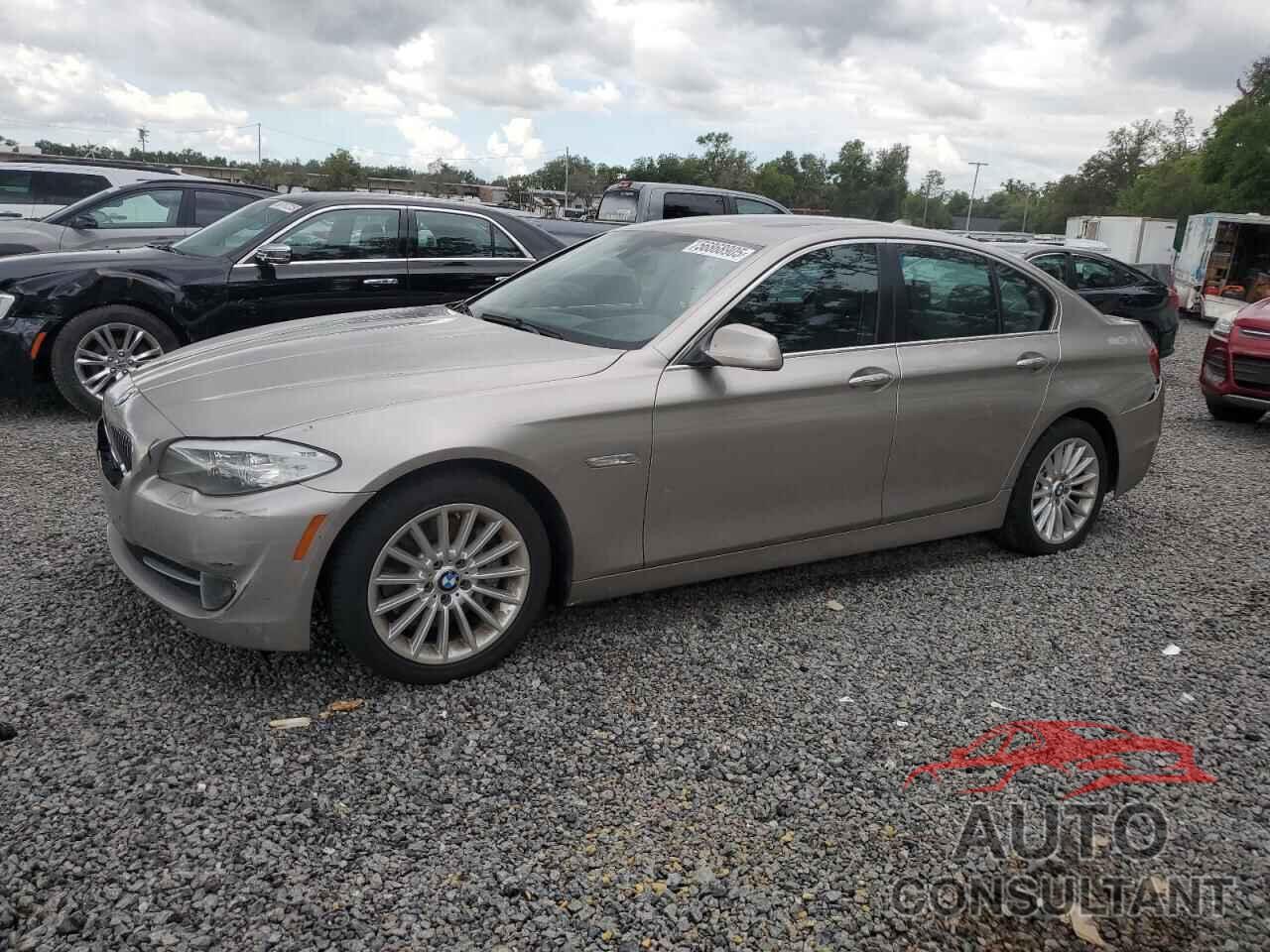 BMW 5 SERIES 2013 - WBAFR7C50DC820113
