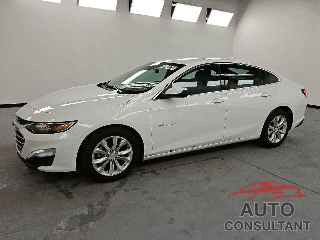 CHEVROLET MALIBU 2022 - 1G1ZD5ST5NF143751
