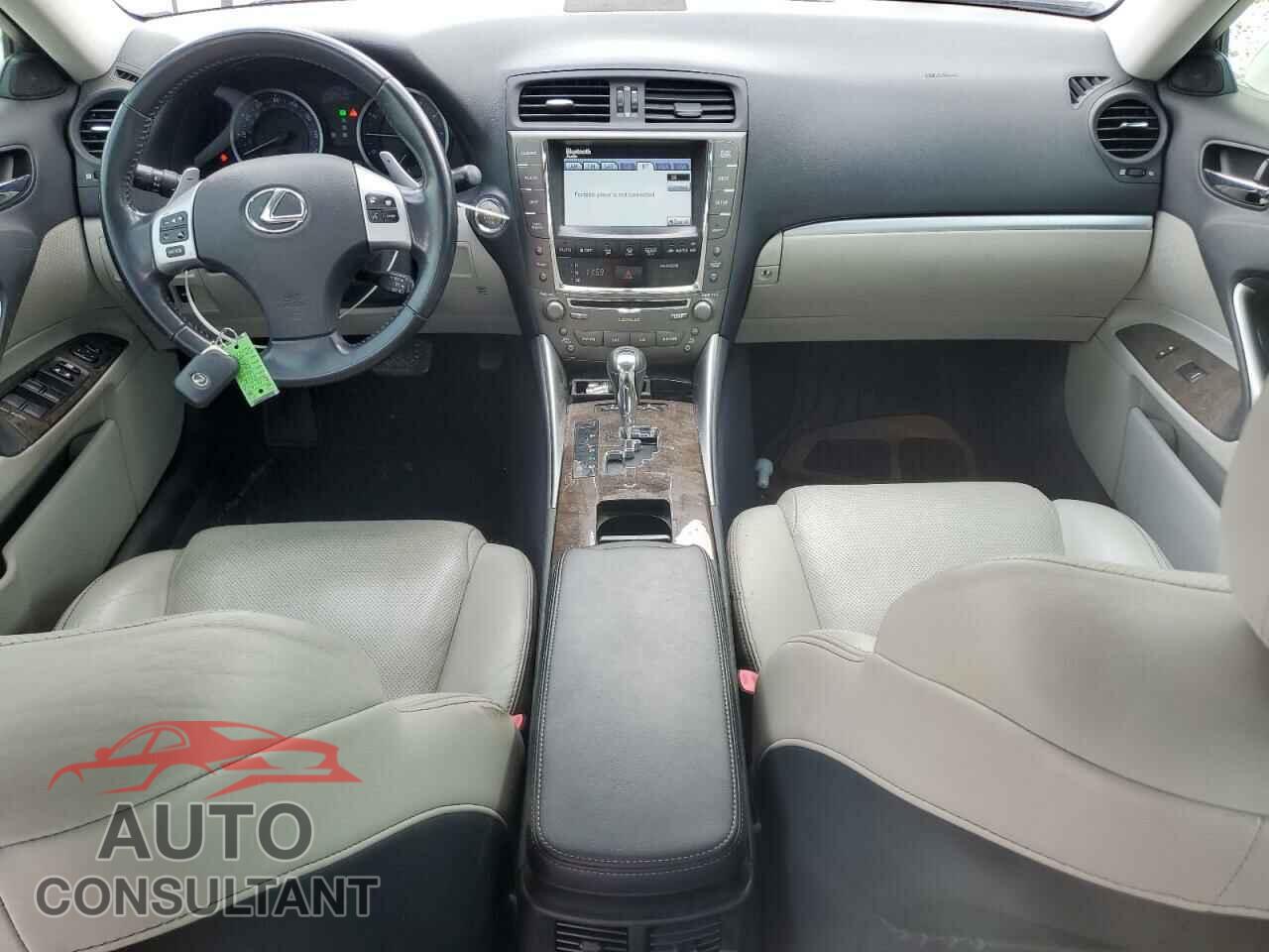 LEXUS IS 2012 - JTHBE5C24C5030273