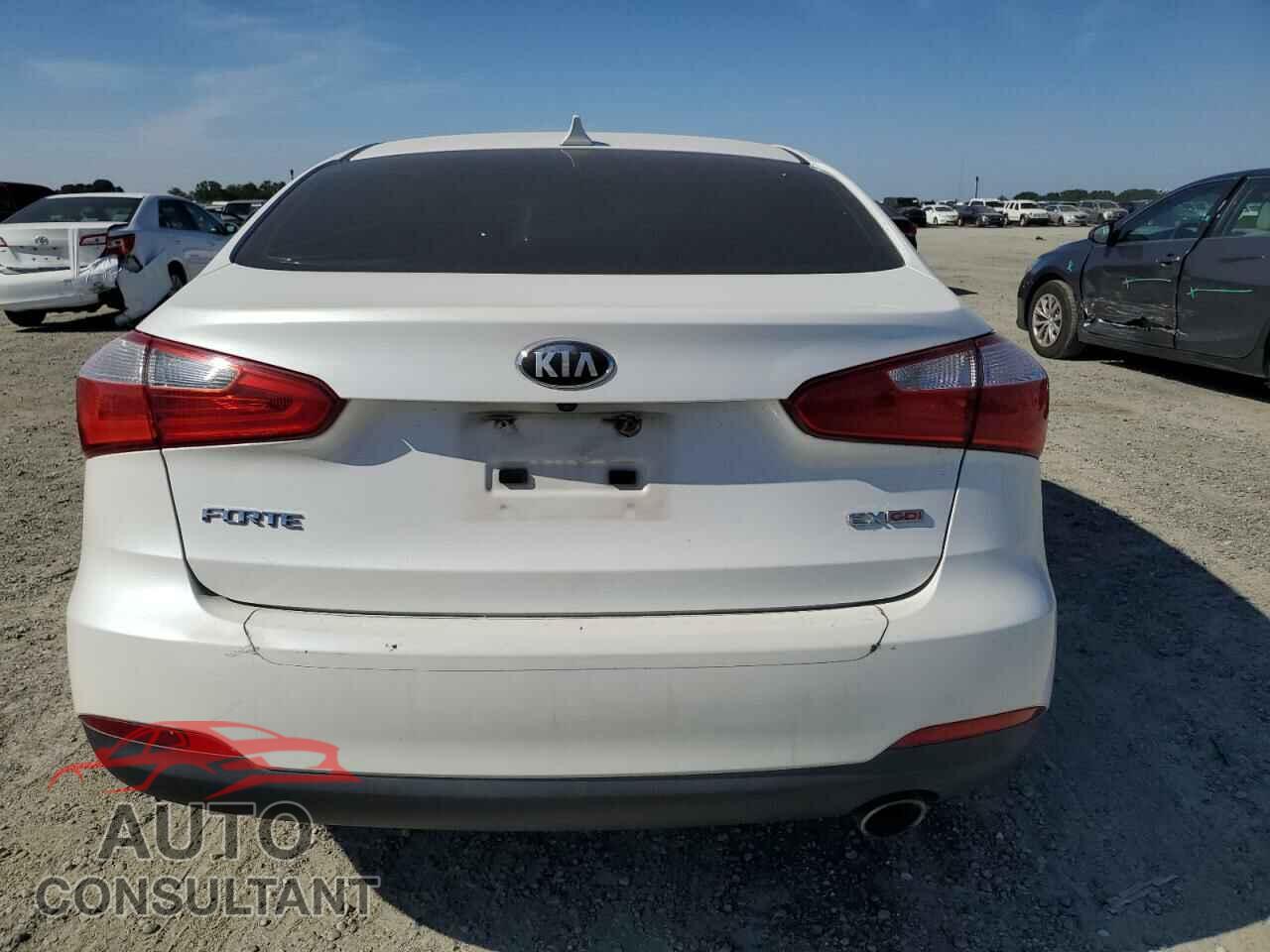 KIA FORTE 2014 - KNAFX4A83E5070357