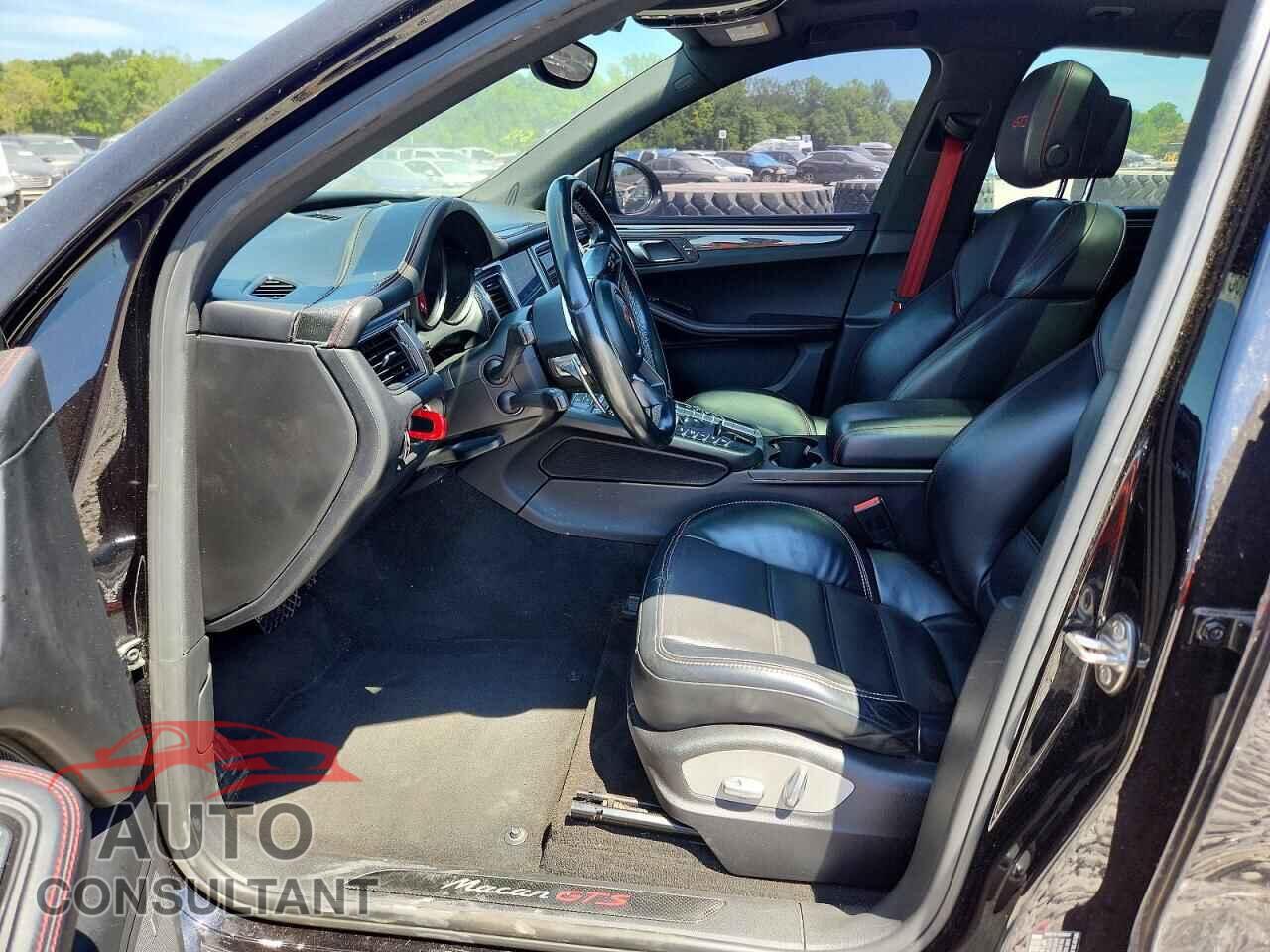 PORSCHE MACAN 2017 - WP1AG2A56HLB55912