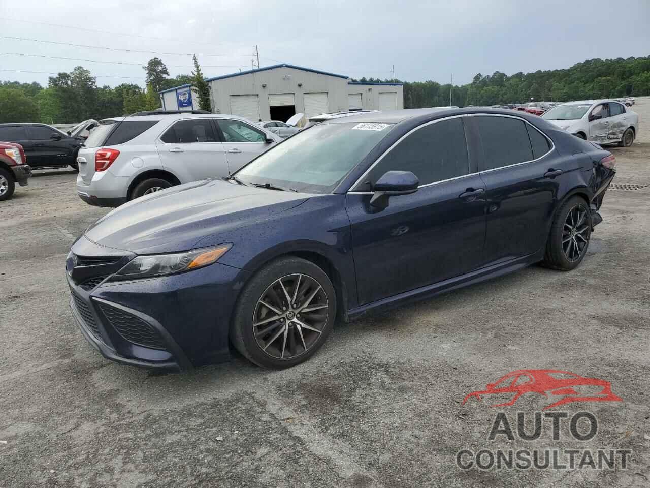 TOYOTA CAMRY 2021 - 4T1G11AKXMU474209