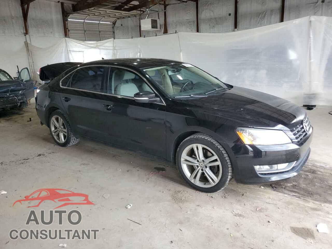 VOLKSWAGEN PASSAT 2015 - 1VWBV7A33FC043196