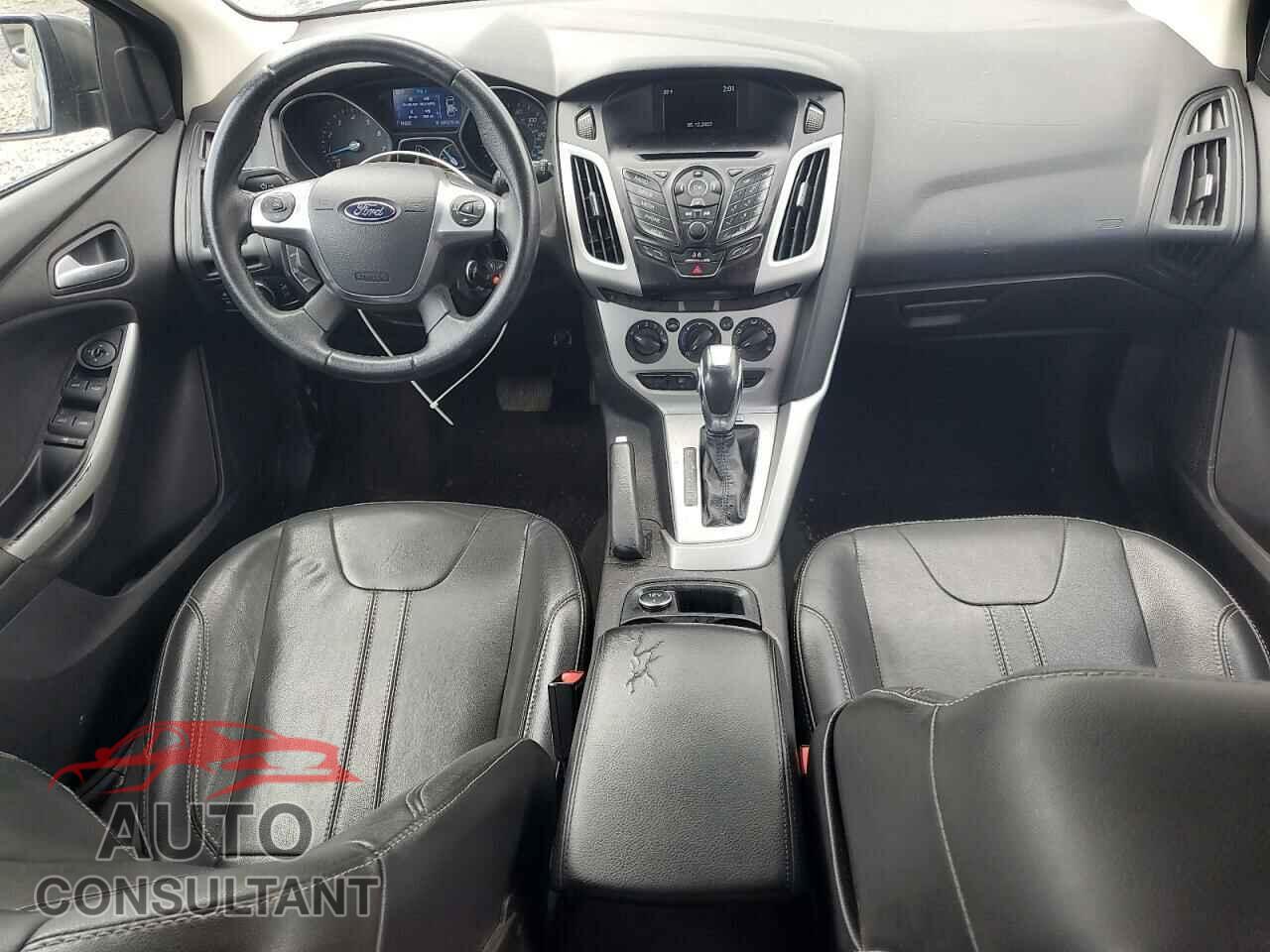 FORD FOCUS 2014 - 1FADP3K2XEL298288