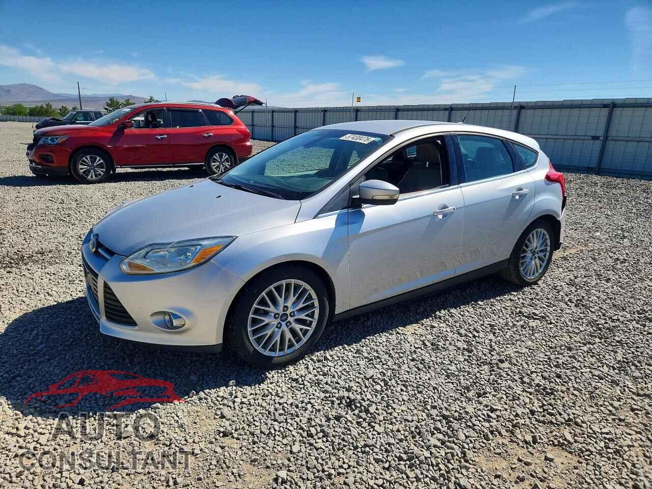 FORD FOCUS 2012 - 1FAHP3M26CL477827