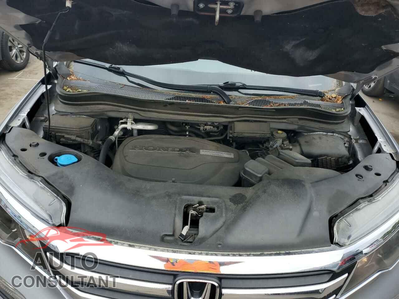 HONDA PILOT 2017 - 5FNYF6H17HB020731
