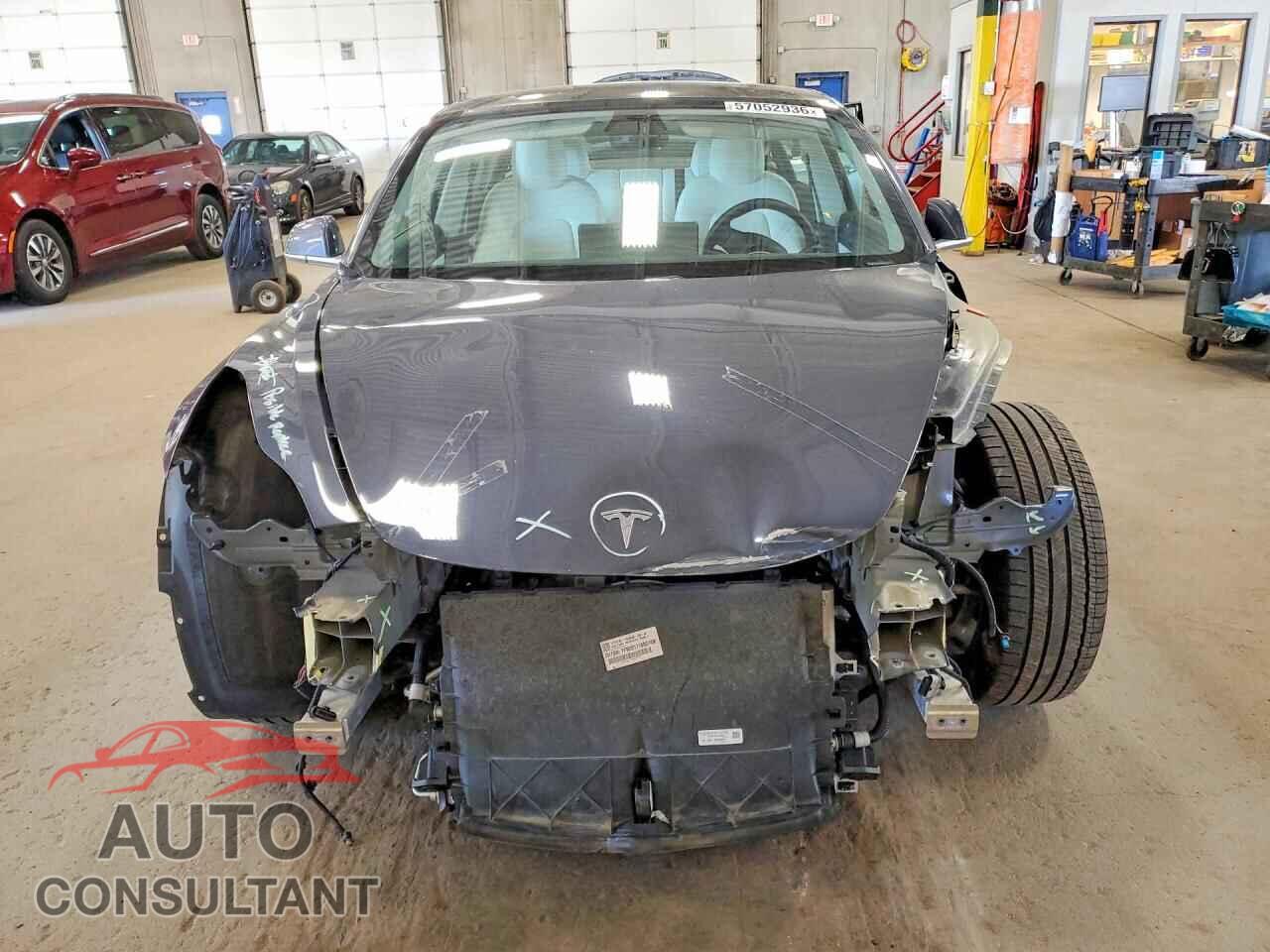 TESLA MODEL 3 2020 - 5YJ3E1EA7LF740933