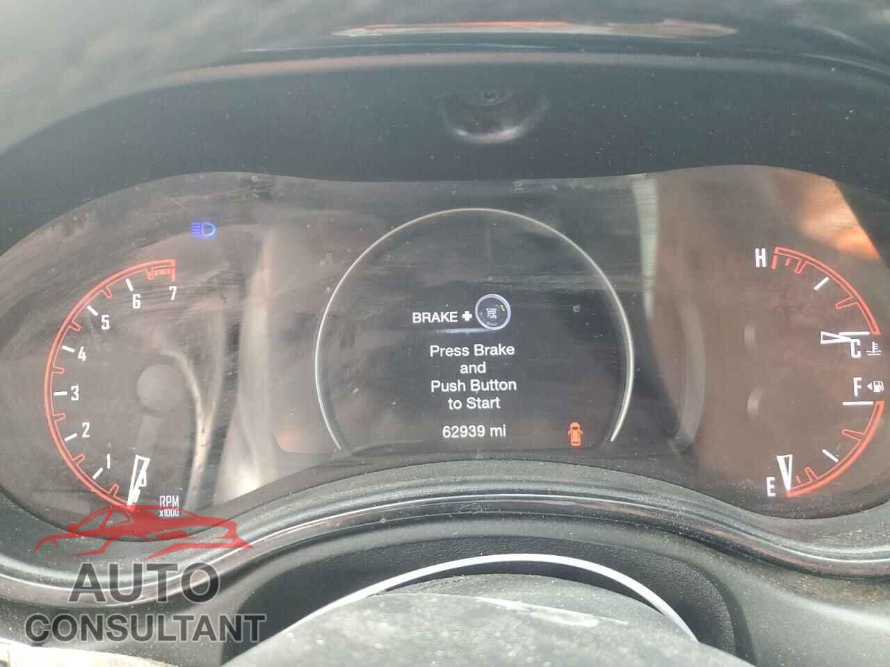 DODGE DURANGO 2021 - 1C4RDJAG1MC643653