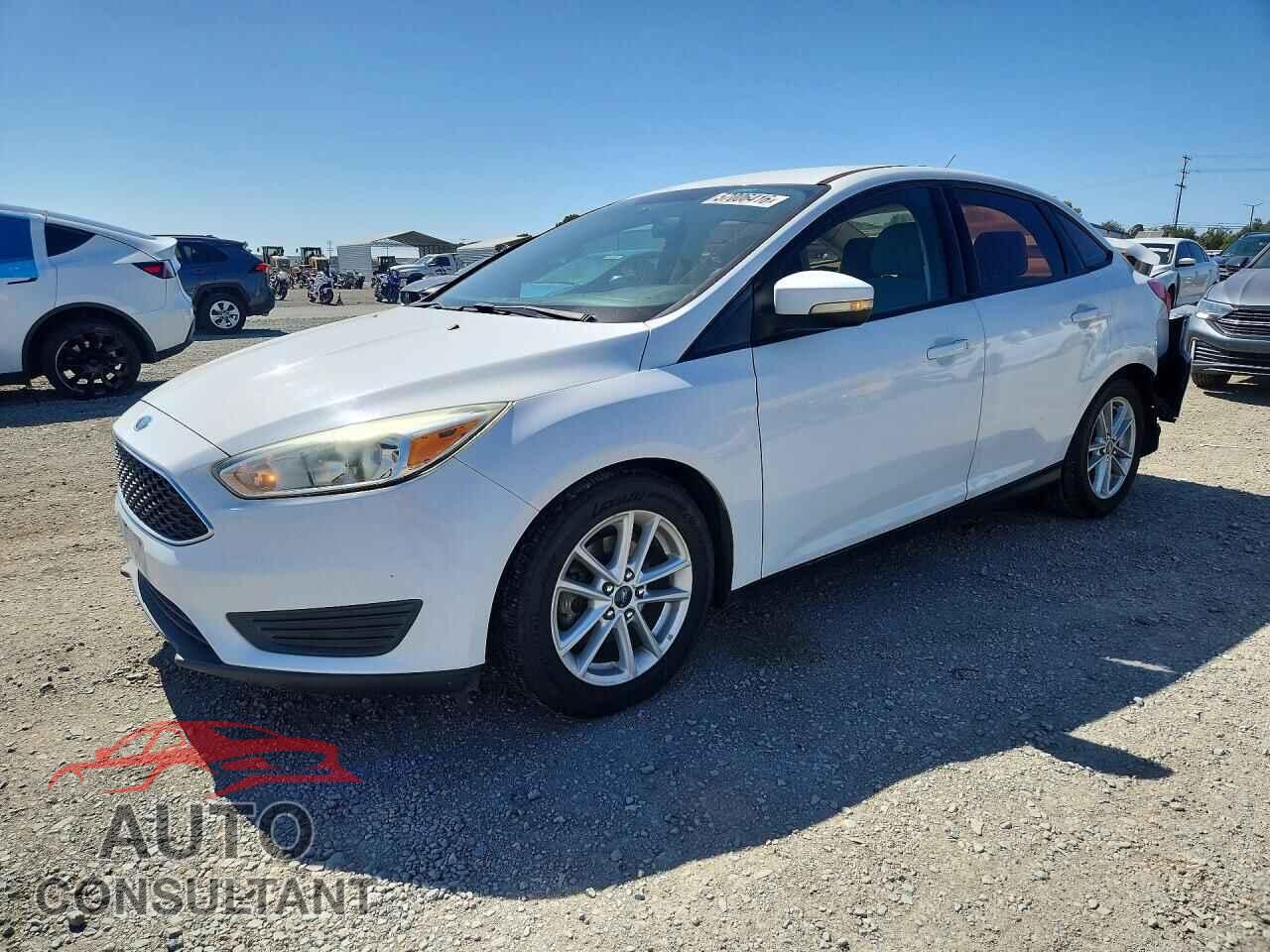 FORD FOCUS 2015 - 1FADP3F2XFL317353