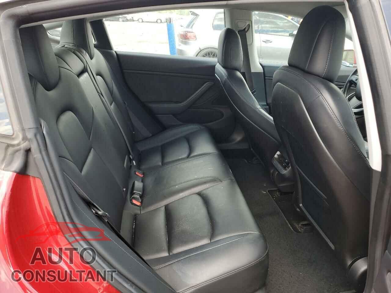 TESLA MODEL 3 2018 - 5YJ3E1EA9JF038061