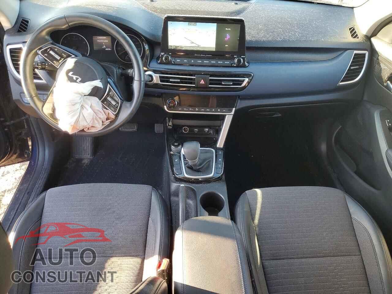 KIA SELTOS 2022 - KNDEUCAA8N7312505
