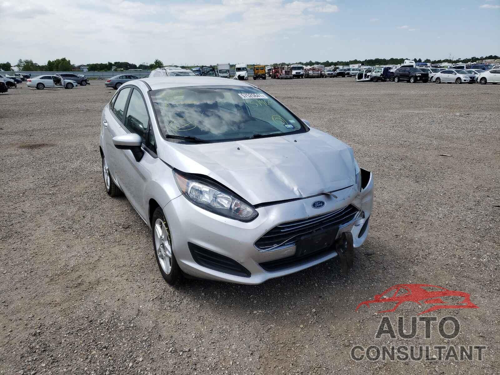 FORD FIESTA 2019 - 3FADP4BJ2KM137960