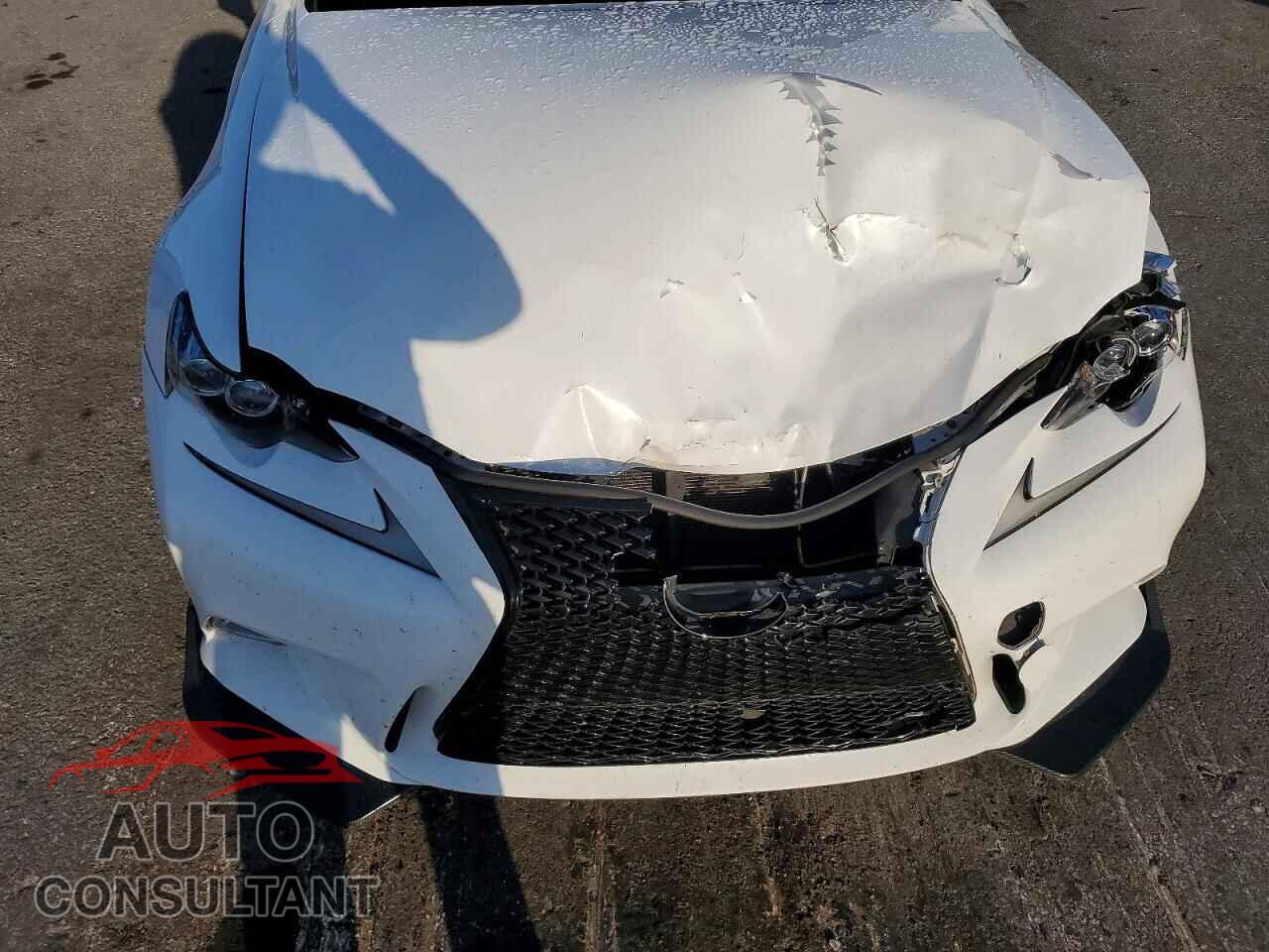 LEXUS IS 2015 - JTHBF1D20F5060217