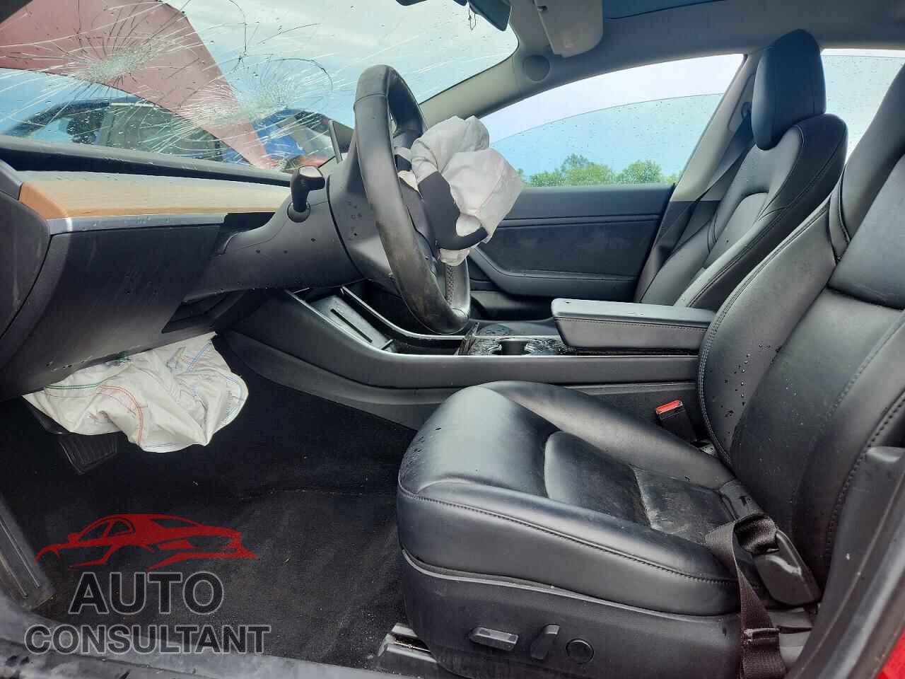 TESLA MODEL 3 2018 - 5YJ3E1EA7JF031707