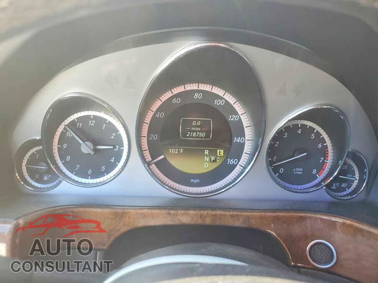 MERCEDES-BENZ E-CLASS 2012 - WDDHF5KB1CA527210