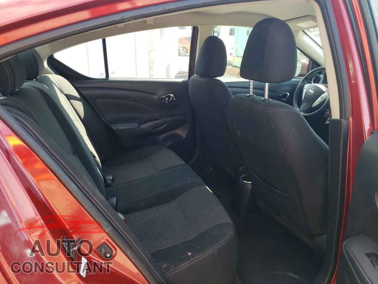 NISSAN VERSA 2019 - 3N1CN7AP3KL855755