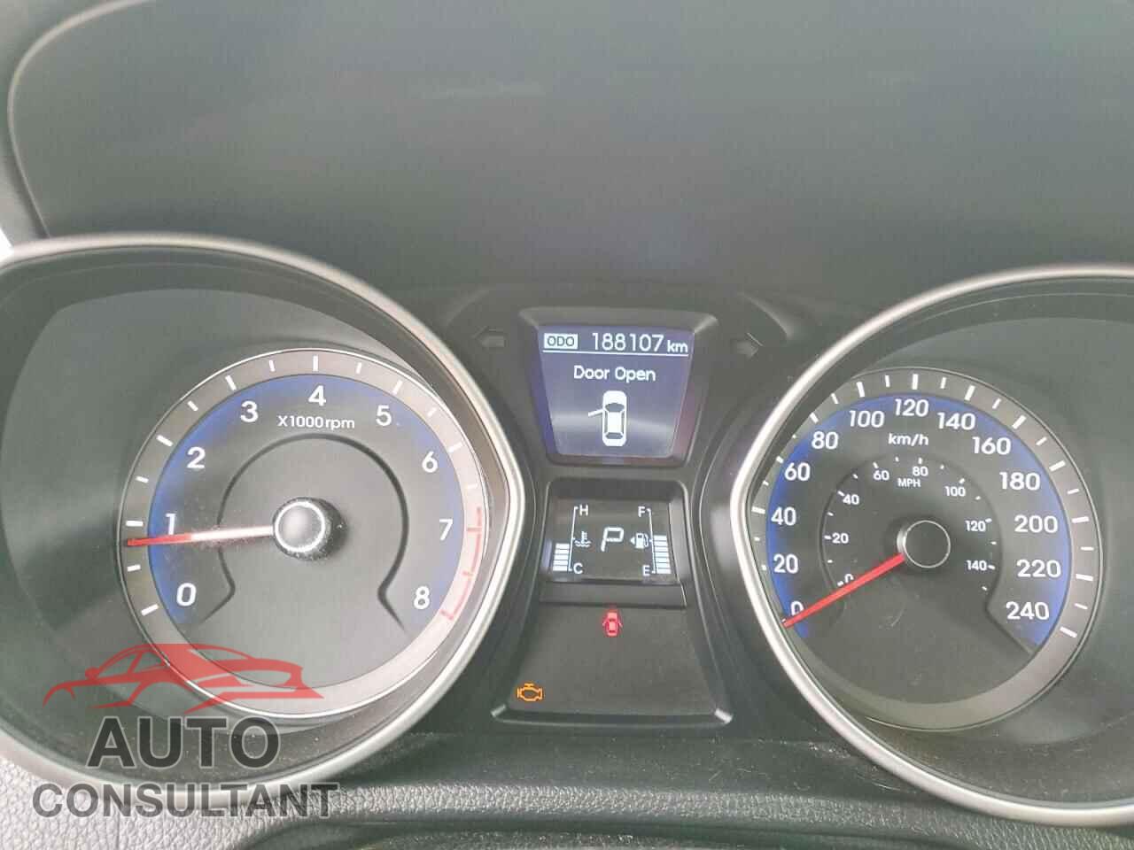 HYUNDAI ELANTRA 2013 - KMHD35LE2DU018040