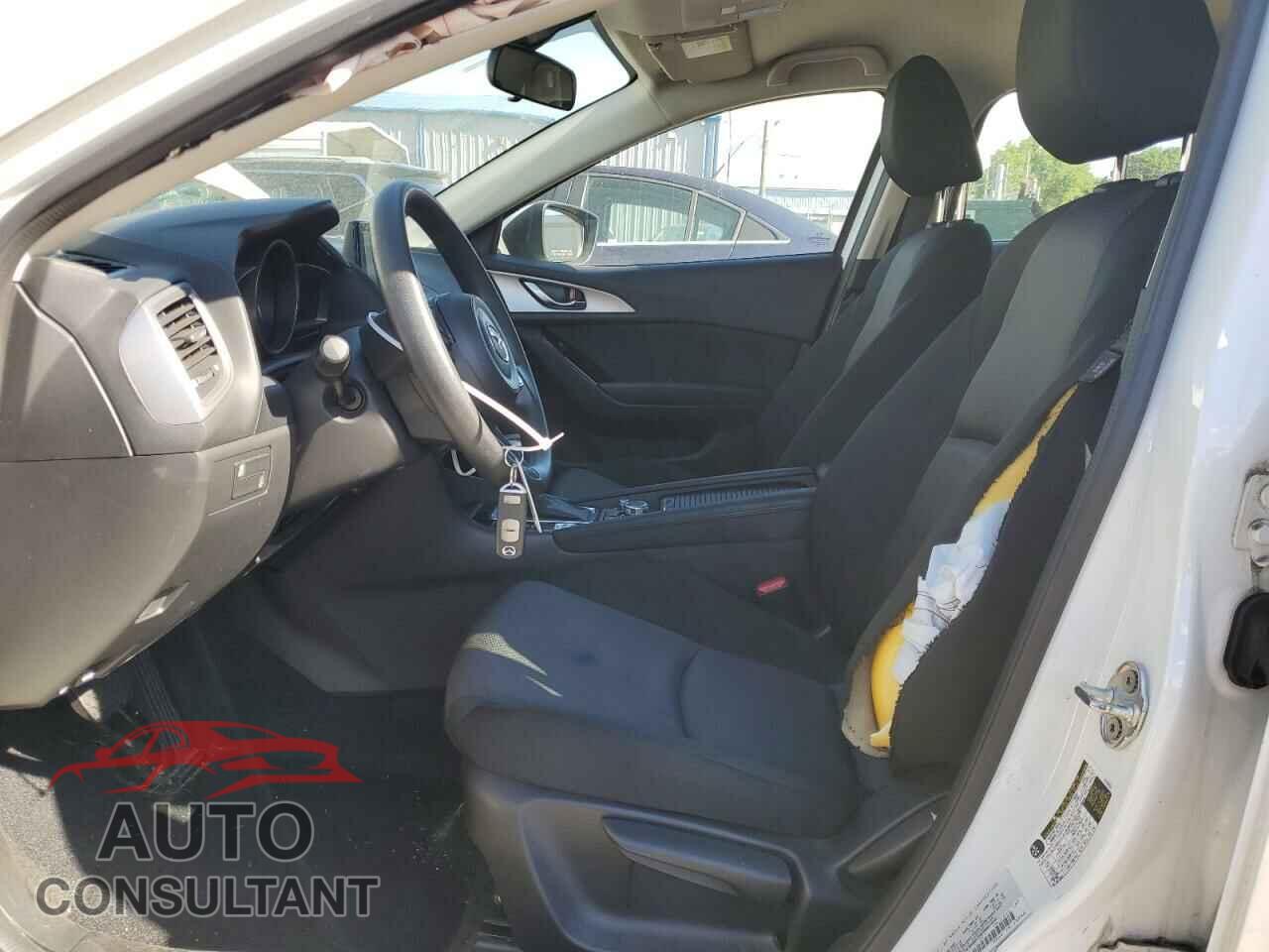 MAZDA 3 2017 - JM1BN1K79H1101893