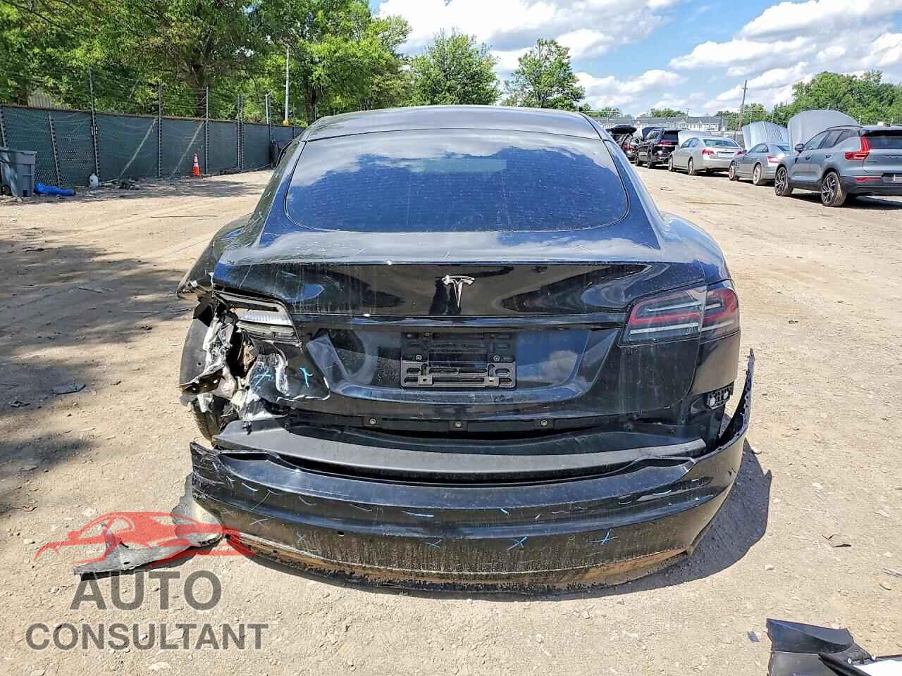 TESLA MODEL S 2022 - 5YJSA1E57NF473077