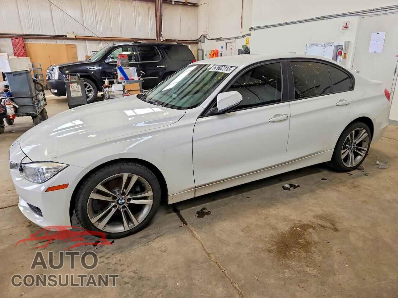 BMW 3 SERIES 2013 - WBA3B3C56DF537343