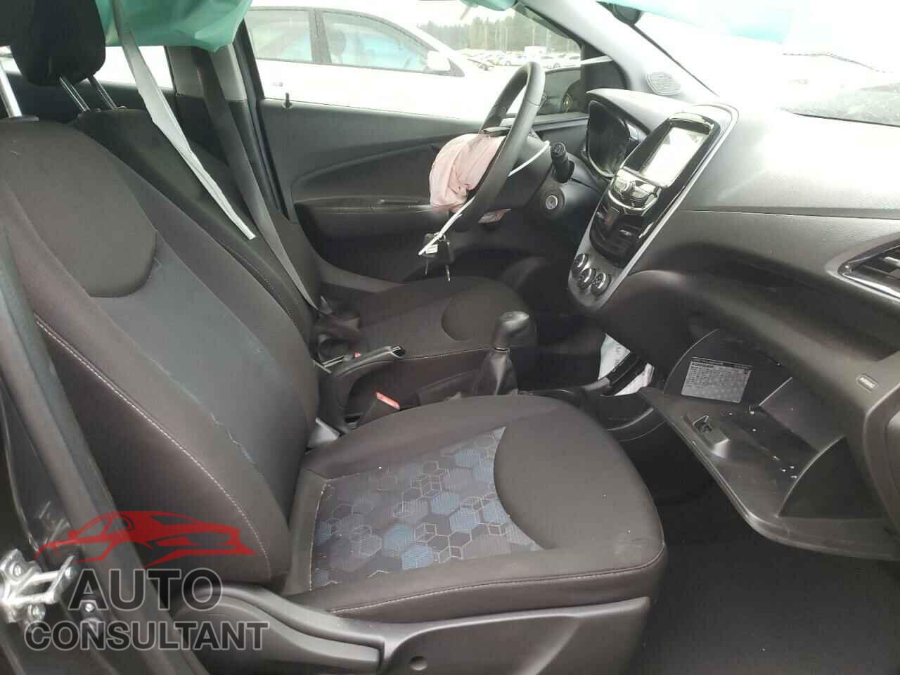 CHEVROLET SPARK 2018 - KL8CA6SA3JC480885