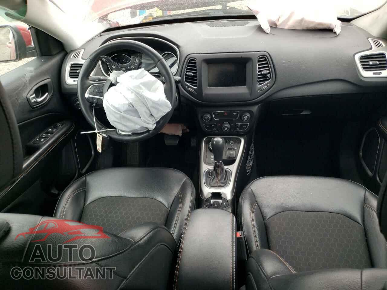 JEEP COMPASS 2019 - 3C4NJDBB7KT735802