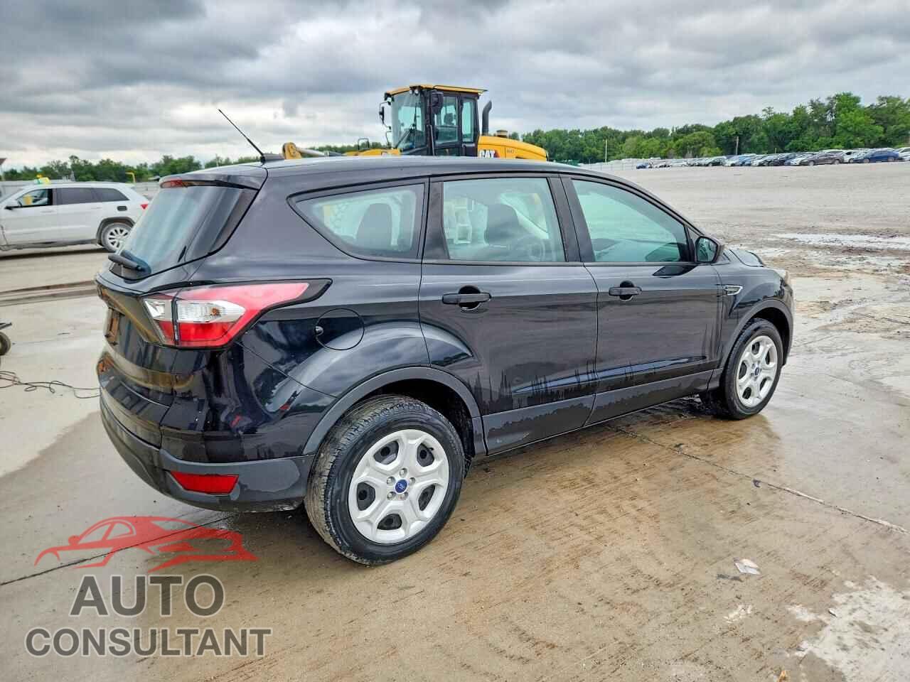 FORD ESCAPE 2018 - 1FMCU0F79JUD04553